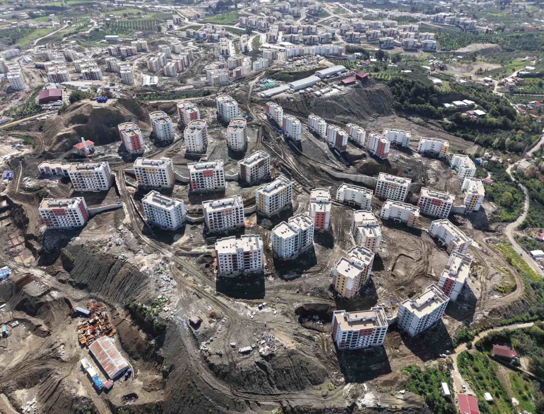 Toki̇-Hatay Defne 1007 Konut Yapım İşi̇ / Hatay
